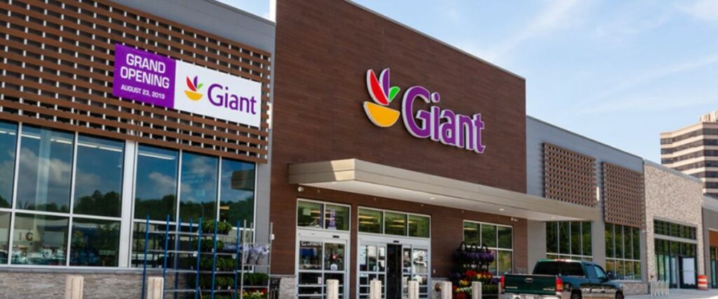 Giant Store